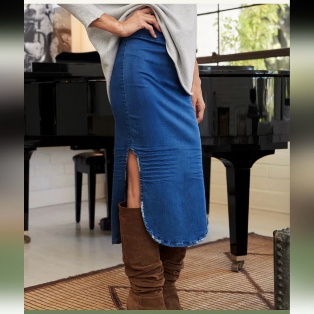 NWOT Frank & Eileen Donegal Unforgettable Italian Performance Denim Skirt Sz 4 - Picture 4 of 10